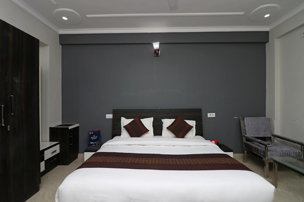 Hotel Oyo 11877 Royal Residency New Tehri Exterior foto