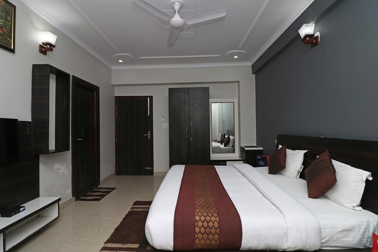 Hotel Oyo 11877 Royal Residency New Tehri Exterior foto